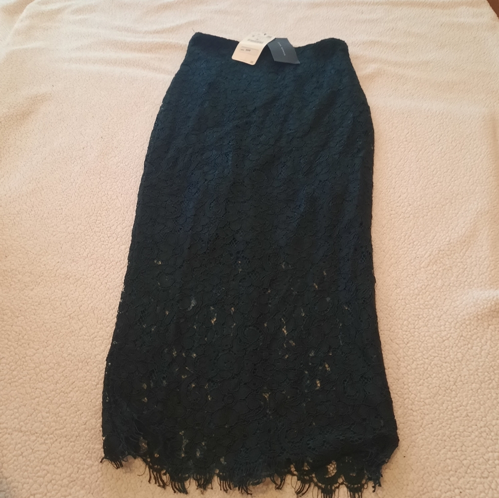 Zara, Woman's size small green skirt, new with tag